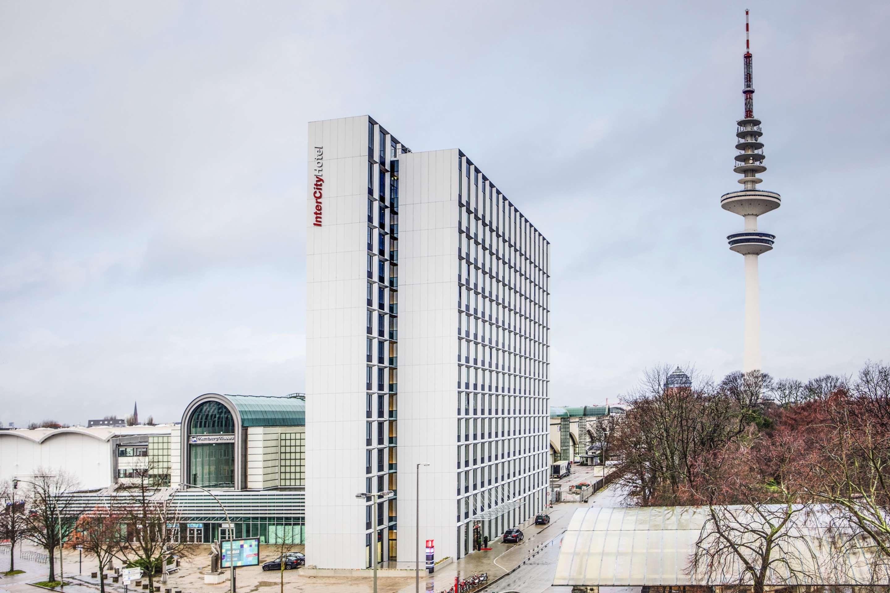 Intercityhotel Hamburg Dammtor-Messe Exterior photo